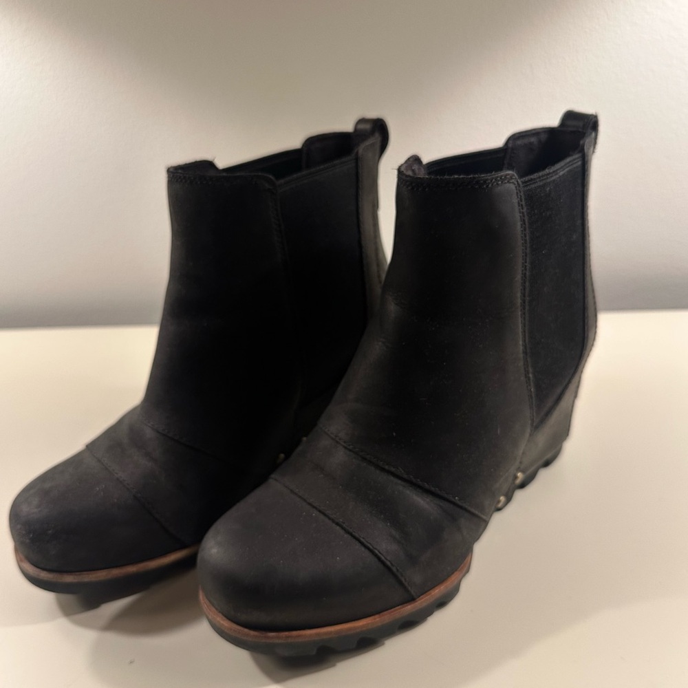 SOREL JOAN OF ARCTIC WEDGE II CHELSEA BOOTS WOMEN'S SIZE 6.5